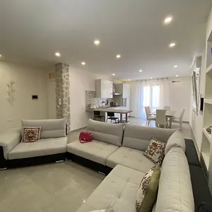 Apartament Melitta, Giardini-Naxos