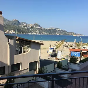 Apartament Casa Di Paolo, Giardini-Naxos